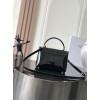 Bag-Celine-020 サイズ  :   20 X 13 X 8cm