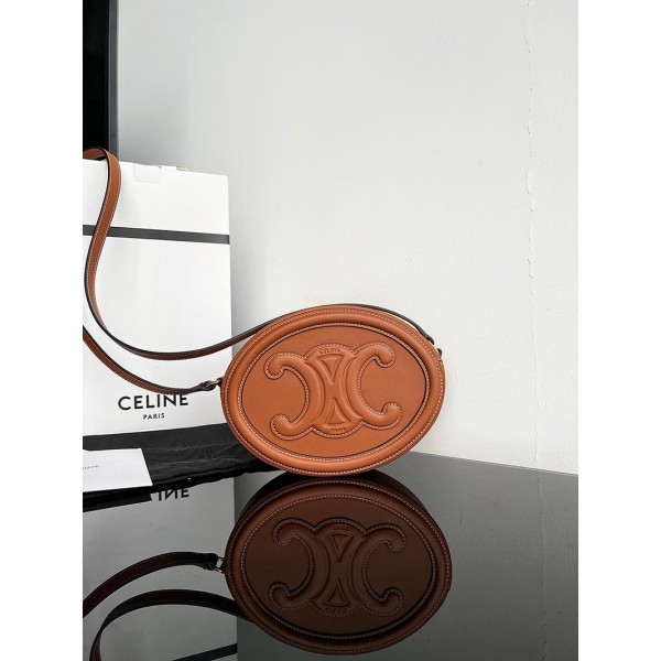 Bag-Celine-028 サイズ  :   20 X 15 X 6cm