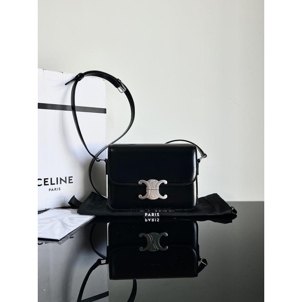 Bag-Celine-034 サイズ  :   18.5 X 14 X 6cm