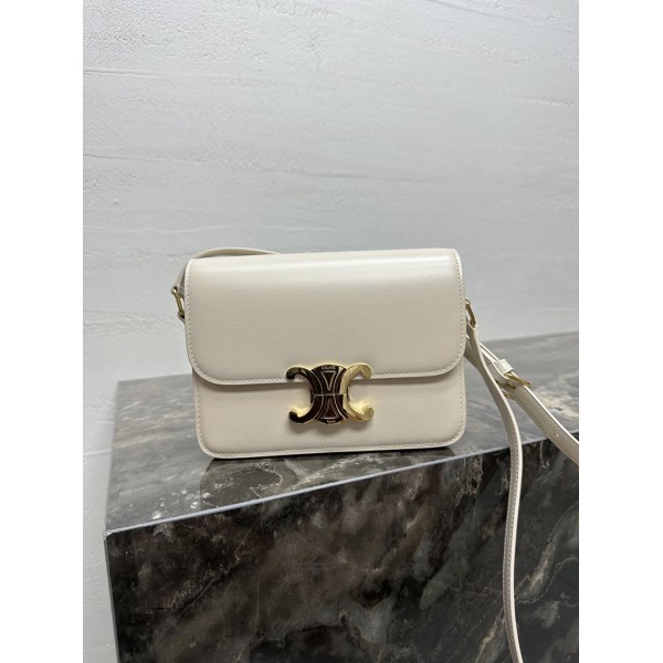 Bag-Celine-044 サイズ  :   18.5 X 14 X 6cm