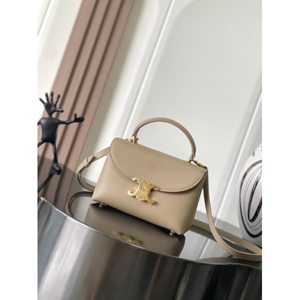 Bag-Celine-047 サイズ  :   20 X 13 X 8cm