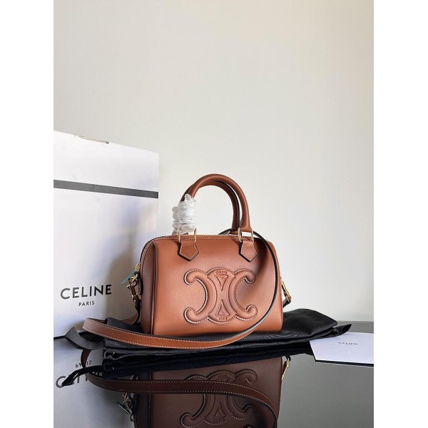 Bag-Celine-058 サイズ  :   20 X 14 X 10.5cm