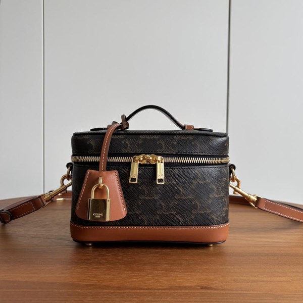 Bag-Celine-065 サイズ  :   18x12x18cm