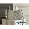 Bag-CH-188 サイズ  :   14.5x19.5x8.5cm