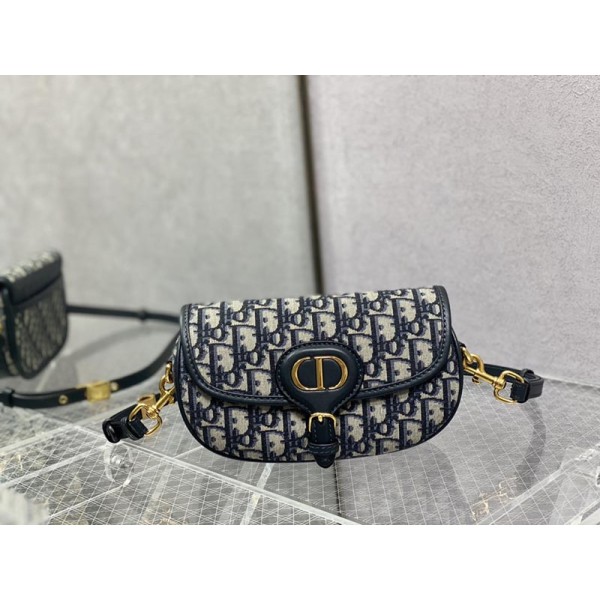 Bag-Dior-017 サイズ  :   21 x 12 x 5.1 cm