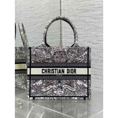 Bag-Dior-048 サイズ  :   26 x 8 x 22cm