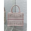 Bag-Dior-054 サイズ  :   26 x 8 x 22cm 