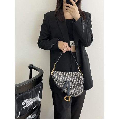 Bag-Dior-078 サイズ  :   25.5 x 6 x 20cm