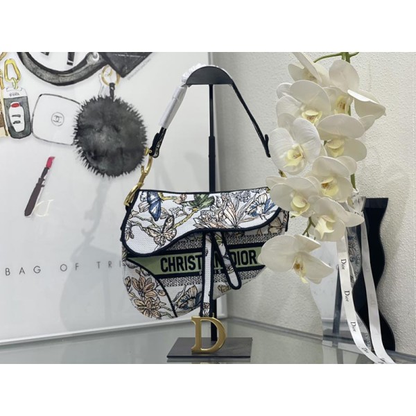 Bag-Dior-087 サイズ  :   25.5 x 20 x 6.5cm