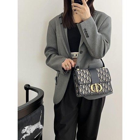 Bag-Dior-122 サイズ  :   24 x 18 x 5cm