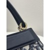 Bag-Dior-127 サイズ  :   22 x 12 x 12cm