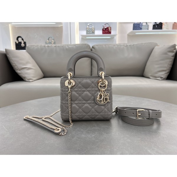 Bag-Dior-130 サイズ  :   17 x 7 x 15cm