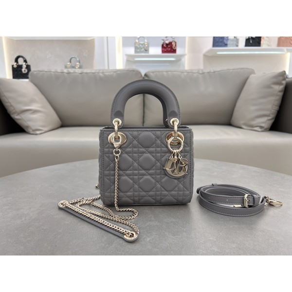 Bag-Dior-134 サイズ  :   17 x 7 x 15cm