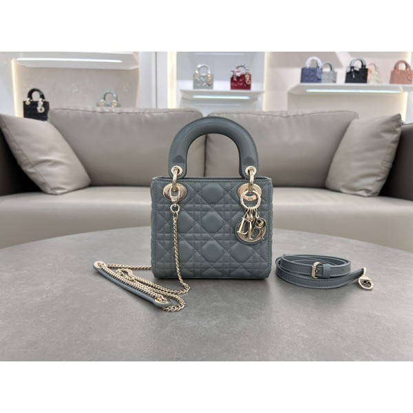 Bag-Dior-135 サイズ  :   17 x 7 x 15cm