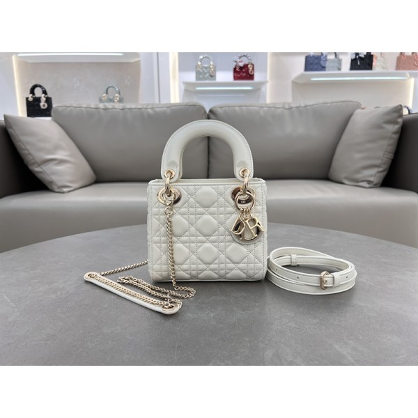 Bag-Dior-138 サイズ  :   17 x 7 x 15cm