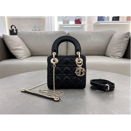 Bag-Dior-139 サイズ  :   17 x 7 x 15cm