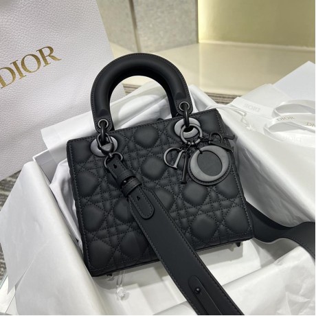 Bag-Dior-154 サイズ  :   17 x 15 x 7cm