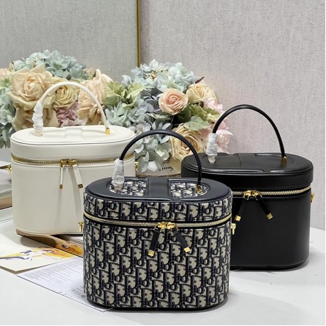 Bag-Dior-200 サイズ  :   24 x 14 x 18cm