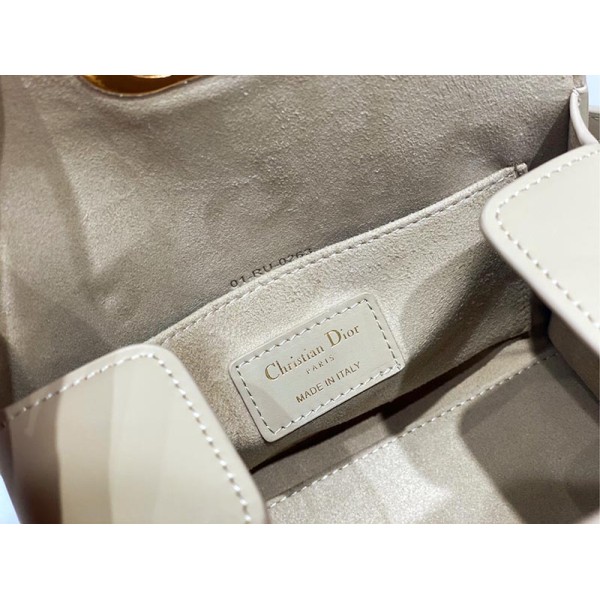 Bag-Dior-208 サイズ  :   19 x 15 x 15cm