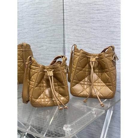 Bag-Dior-245 サイズ  :   17 x 19.5 x 11cm