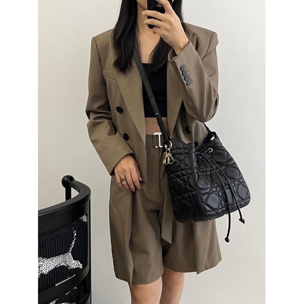 Bag-Dior-250 サイズ  :   23 x 13 x 24cm
