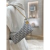 Bag-Dior-256 サイズ  :   28.5 x 10 x 14.5cm