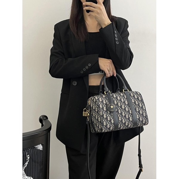 Bag-Dior-286 サイズ  :   25 x 19 x 16cm 