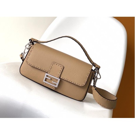 Bag-Fendi-011 サイズ  :   27x6x15cm