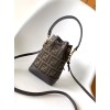 Bag-Fendi-013 サイズ  :   18.5x12x10cm 