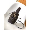 Bag-Fendi-013 サイズ  :   18.5x12x10cm 