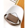 Bag-Fendi-014 サイズ  :   27x6x15cm 