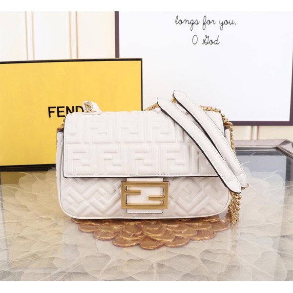 Bag-Fendi-040 サイズ  :   24×7×13cm