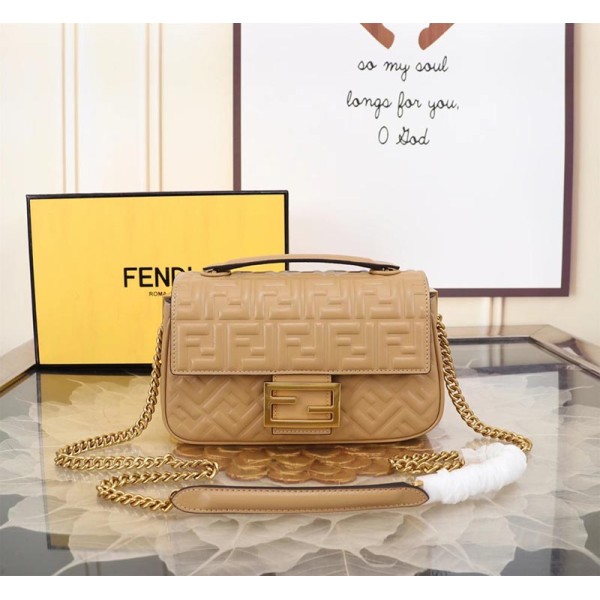 Bag-Fendi-042 サイズ  :   24×7×13cm