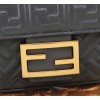 Bag-Fendi-044 サイズ  :   24×7×13cm