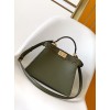 Bag-Fendi-056 サイズ  :   27x11x21cm