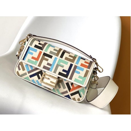 Bag-Fendi-077 サイズ  :   27x6x15cm