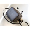 Bag-Fendi-081 サイズ  :   18.5x12x10cm 