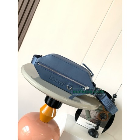 Bag-Loe-010 サイズ  :   32.5 x9 x12.3 cm