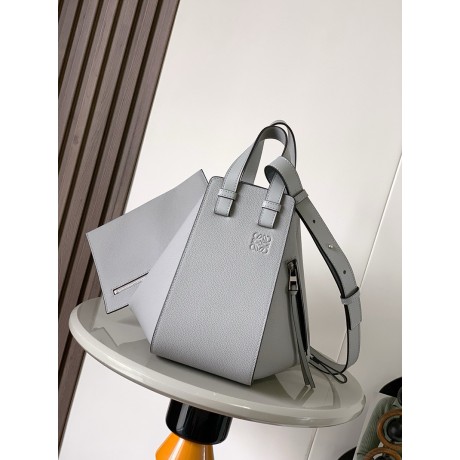 Bag-Loe-028 サイズ  :   30 x25 x14 cm
