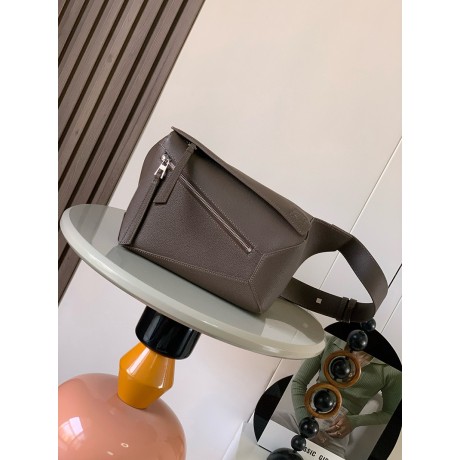 Bag-Loe-104 サイズ  :   24 x16 x10.5 cm