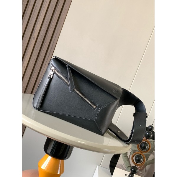 Bag-Loe-108 サイズ  :   24 x16 x10.5 cm