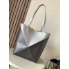 Bag-Loe-138 サイズ  :   31 x25 x14 cm