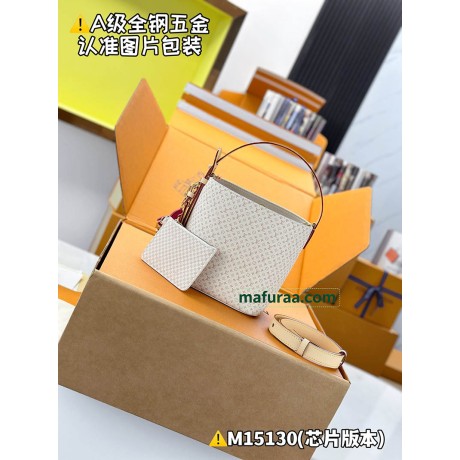 M15130  Bag-Lvbag-014 サイズ  :   18 x 12 x 16 cm