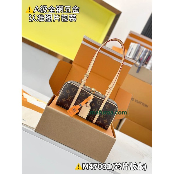 M47031  Bag-Lvbag-030 サイズ  :   11.5 x 6.5 x 26 cm