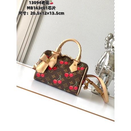 M13094  Bag-Lvbag-076 サイズ  :   13.5 x 12 x 20.5 cm 