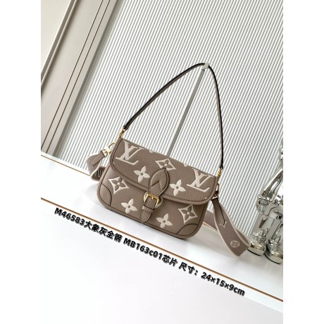 M46583 Bag-Lvbag-104 サイズ  :   24 x 15x9cm