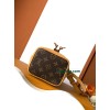 M81266  Bag-Lvbag-124 サイズ  :   13.x 16 x 10 cm