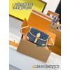 M13070  Bag-Lvbag-129 サイズ  :   15 x 9 x 24 cm