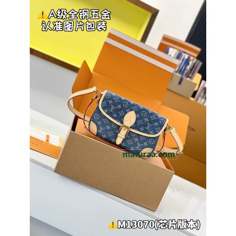 M13070  Bag-Lvbag-129 サイズ  :   15 x 9 x 24 cm