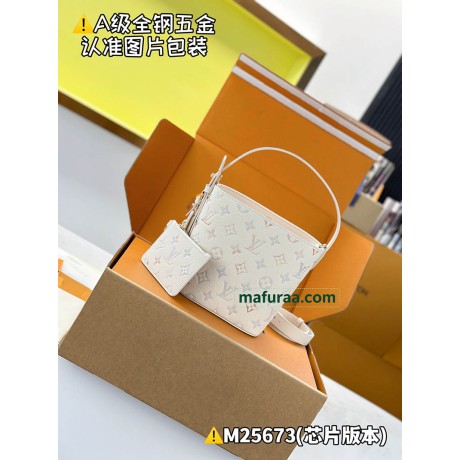 M25673  Bag-Lvbag-133 サイズ  :   18 x 12 x 16 cm